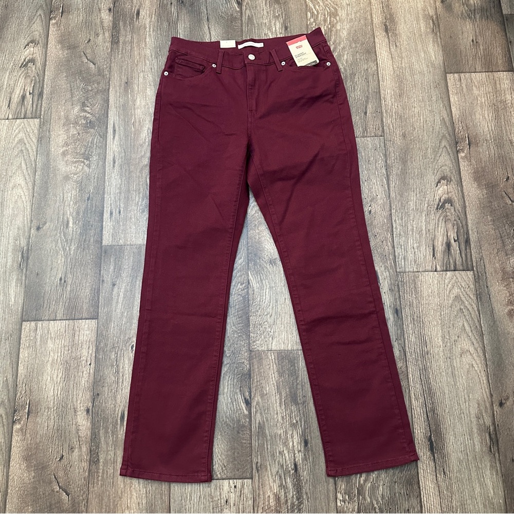 Levis Classic Straight Cotton Viscose Mid Rise Size 8M Red